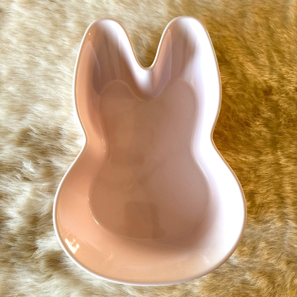 NIB pink R Squared Dining bunny shaped baking dish - Picture 3 of 9